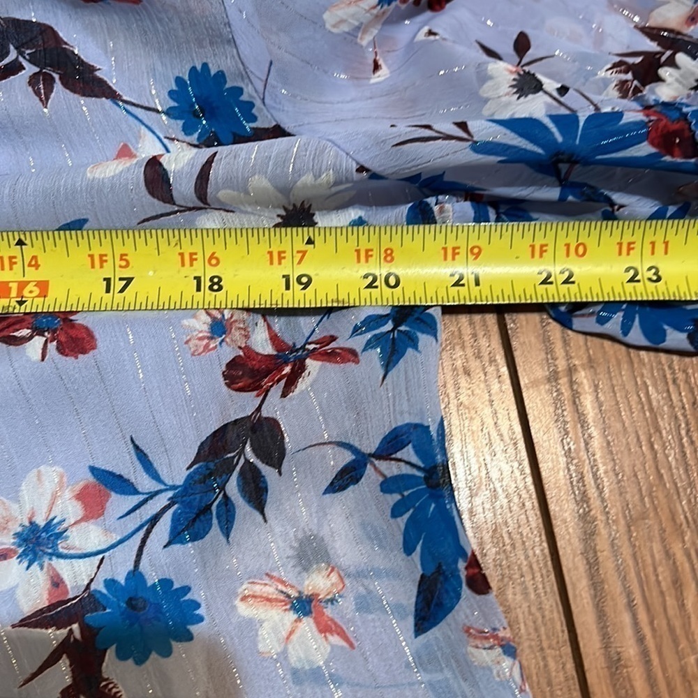 Liz Claiborne top - Picture 4 of 7